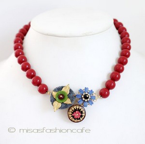 （画像用） NY お花ネックレス ブリック・ブラウン