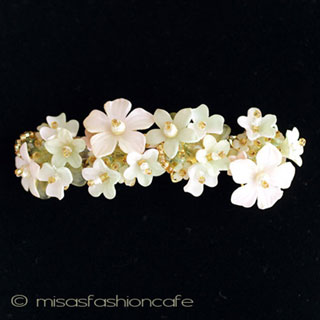 （画像用） CA/仏製　お花バレッタ フラワー＆パール