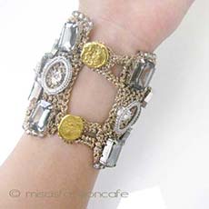 （画像用） Madameビジュー ブレス