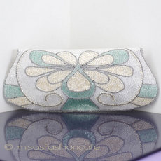 （画像用） クラッチ バッグ 　 アイボリーｘグリーン