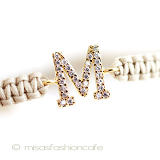 （画像用） ＴＡＩ　ブレスレット Gold　イニシャルM