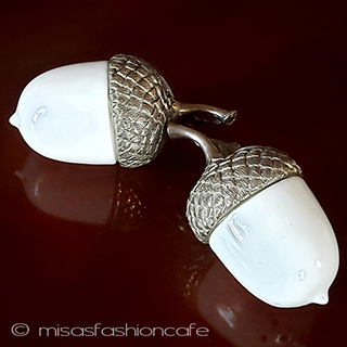 （画像用） どんぐり　磁器の団栗 塩コショウ　調味料