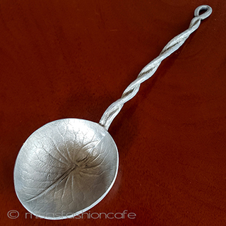 （画像用） マイケルミショー　蓮の葉 レードル　お玉