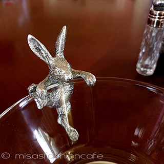 （画像用） ラビット・うさぎ再販！ 脚付き　ガラスボウル