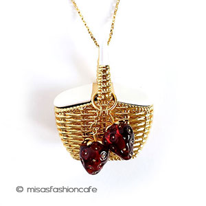 （画像用） ケイトスペード　ネックレス いちご苺 ＆ かごバッグ