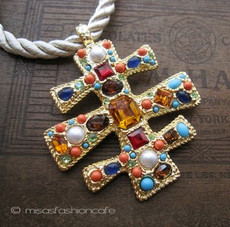 （画像用） KJL ネックレス 　ジュエル クロス