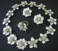 （画像用） KJL　野バラネックレス