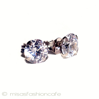 （画像用） 14金　ホワイトゴールド ジルコニアダイヤ　ピアス