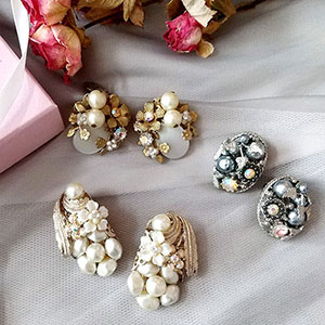 （画像用） ヴィンテージイヤリング 「花パール」3点セット