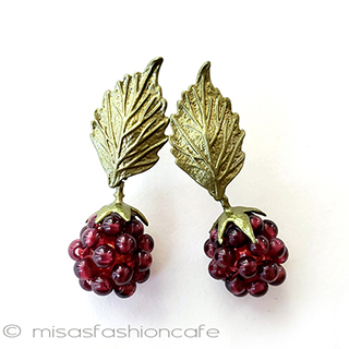 （画像用） ラズベリー野苺イチゴ　 天然石ガーネット　ピアス