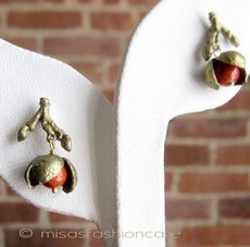 （画像用） マイケルミショー ピアス 珊瑚の木の実