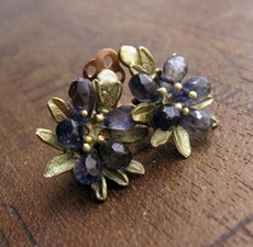（画像用） マイケルミショー イヤリング 天然石・藤の花