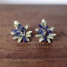 （画像用） マイケルミショー イヤリング 　天然石　藤の花