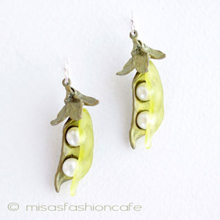 （画像用） ピアス　または　クリップ 真珠　さやえんどう豆