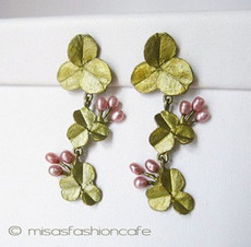 （画像用） Michaud ピアス　再販！ 　真珠　クローバー