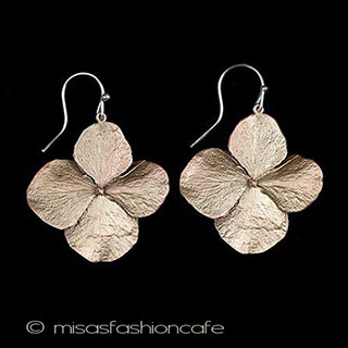 （画像用） ピアス　または　クリップ あじさい　再販！