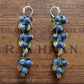 （画像用） ピアス　または　クリップ ブルーベリー　