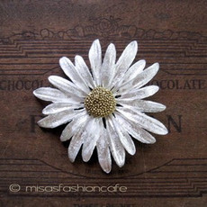 （画像用） マイケルミショー ブローチ ホワイトゴールド再販