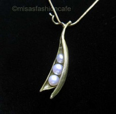 （画像用） マイケルミショー　再販！ ３真珠の豆　ネックレス