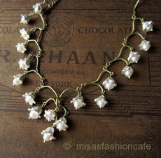 （画像用） マイケルミショー ネックレス 真珠のすずらん