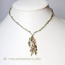 （画像用） Michaud ネックレス　新着 　真珠　藤の花