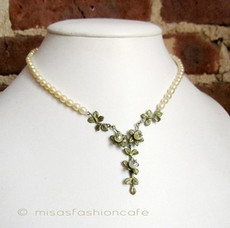 （画像用） Michaud ネックレス 真珠のお花ペンダント