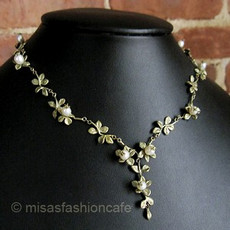 （画像用） Michaud ネックレス Quinceフラワー