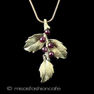 （画像用） マイケルミショー　ネックレス 天然石ガーネットのヒイラギ