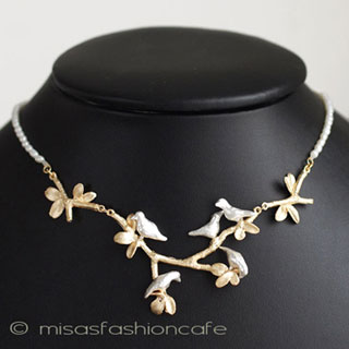 （画像用） マイケルミショー 鳥と木　真珠ネックレス