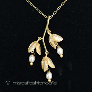 （画像用） マイケルミショーネックレス 真珠　アーモンドの花