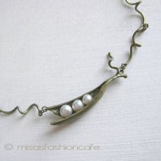 （画像用） Michaud ネックレス 真珠 さやえんどう豆