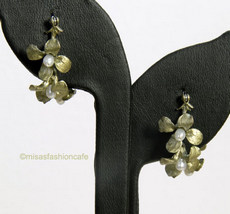 （画像用） Michaud ピアス ワイルド・フラワー