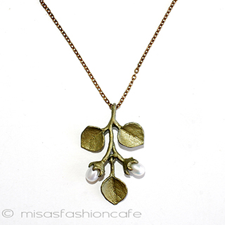 （画像用） マイケルミショー　 真珠　花のつぼみ