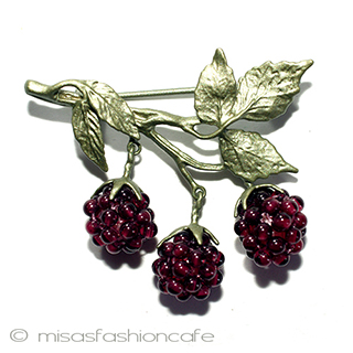 （画像用） 天然石　ガーネット ラズベリー　ブローチ