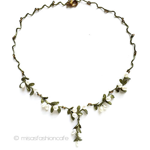 （画像用） 真珠の木の実ネックレス ボタニカルジュエリー