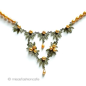 （画像用） マイケルミショー真珠の花 ローズ野バラ　ネックレス