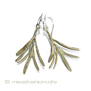 （画像用） ハーブ：　ローズマリー ピアス　または　クリップ