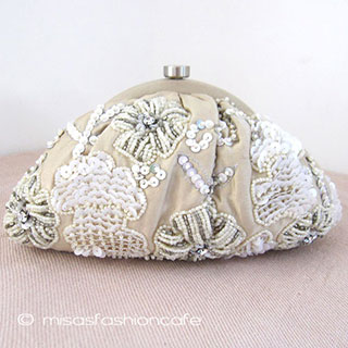 （画像用） SANTI サンティ クラッチ デリケート・フラワー