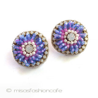 （画像用） パール＆ガラス刺繍のお花 ピアスまたはイヤリング