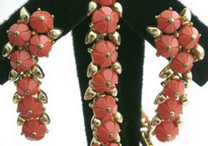 （画像用） クラウンTrifari イヤリング＆ブレスレットセット