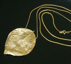 （画像用） クラウンTrifari　ネックレス