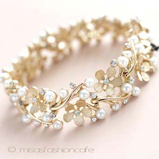 （画像用） Ｔｒｉｆａｒｉ　 トリファリ パールの花　ブレスレット