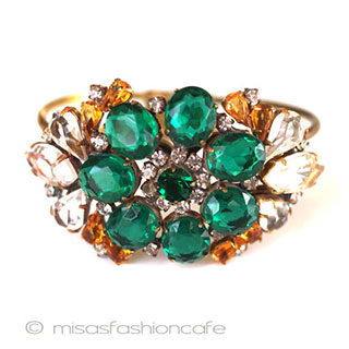 （画像用） チェコ製ガラス バングル