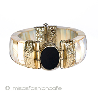 （画像用） 天然マザーオブパール アンティーク　バングル