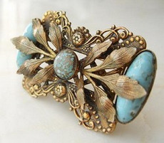 （画像用） アンティーク　ブローチ