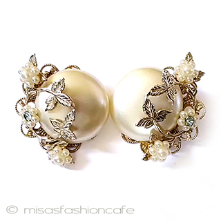 （画像用） ヴィンテージジュエリー パールの花イヤリング