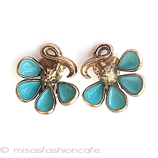 （画像用） Trifari　 トリファリ ガラスお花イヤリング