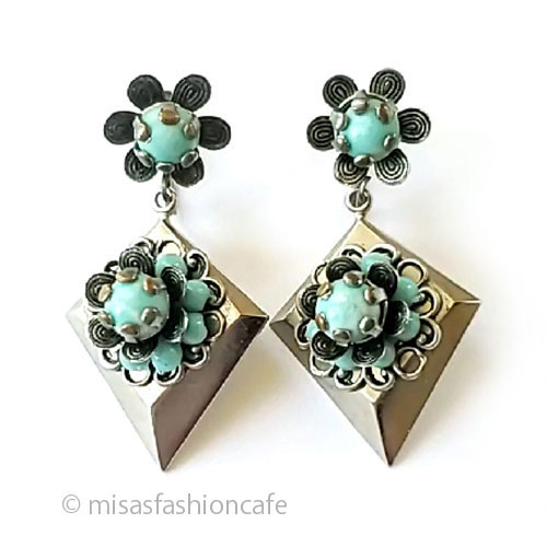 （画像用） ヴィンテージアクセサリー お花ドロップイヤリング