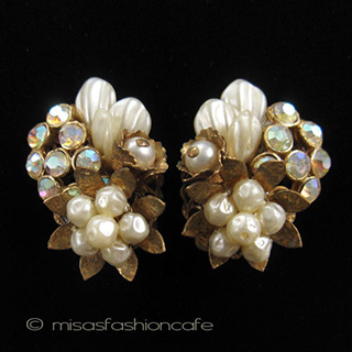 （画像用） パール花 イヤリング