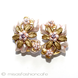 （画像用） LERU刻印 Haskell調 パールの花イヤリング